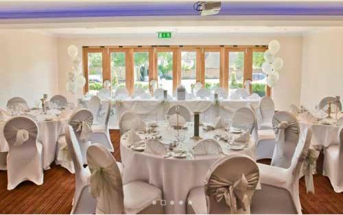 The Boleyn Hotel Staines-upon-Thames Exterior photo